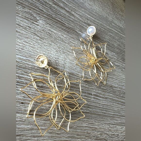 Bohemian flower drop earrings A759 - Picture 3 of 4